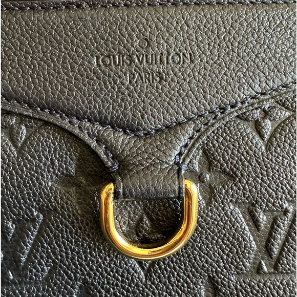 ♦️SOLD♦️ Louis Vuitton Monogram Empreinte Bag - Picture 5 of 16